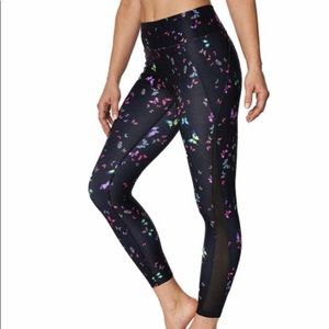 NWOT Betsey Johnson Performance Legging Tights